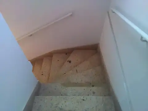 Depto Tipo Casa en Alquiler de 3 dormitorios