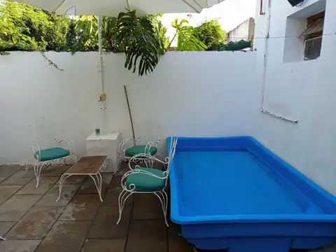 CASA EN VENTA EN PERGAMINO CON PATIO