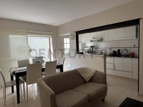 Calle 68 entre 23 y 24 1400, Piso 0