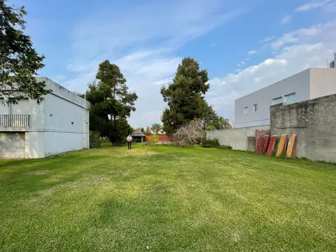 Terreno en Venta en Manuel B Gonnet, USD 370.000