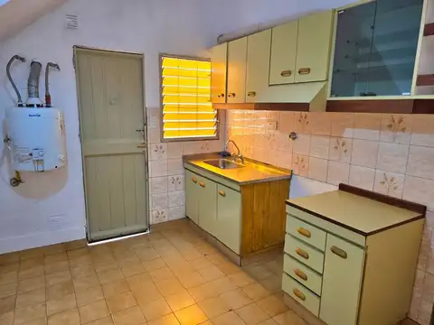 VENTA PH 2 AMBIENTES CASTELAR  SUR