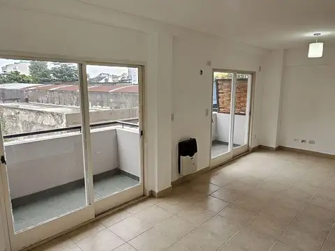 Marcos Paz 2000, Piso 2
