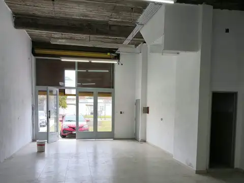 Local Comercial en Alquiler – Berazategui Oeste