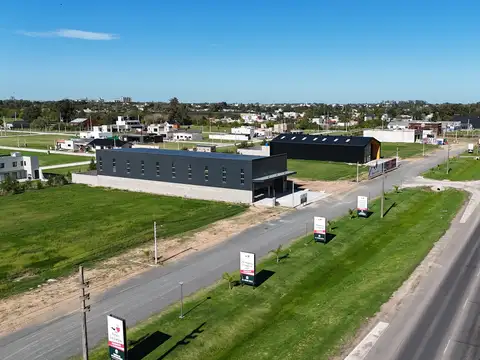Galpón 800m2 S/lote 20x66 A Estrenar Paseo La Liebre Cañuelas