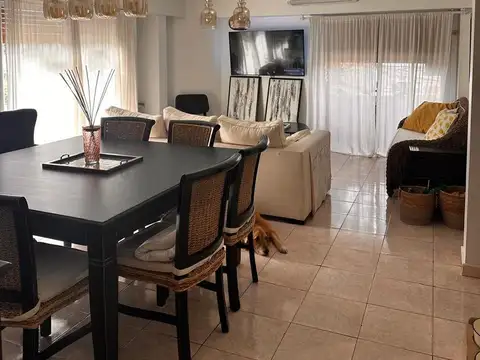 Departamento 5 ambientes con 3 baños