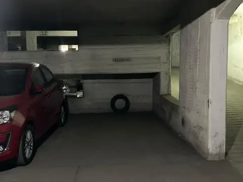 Venta Cochera Irigoyen 165  Neuquén