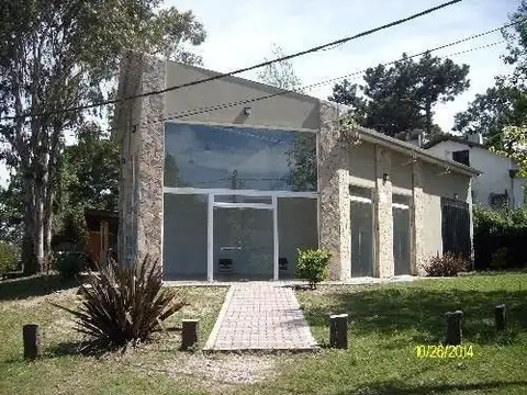 Local - Venta - Argentina, Villa Gesell - Av. Buenos Aires 1300