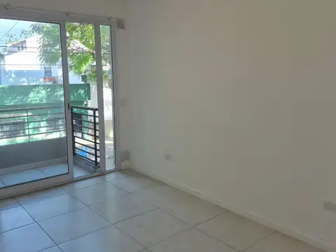 Alquiler MONOAMBIENTE  frente Balcón Nuevo