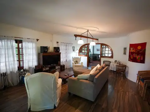 Quinta en Venta en Barrio Parque Leloir, USD 369.000