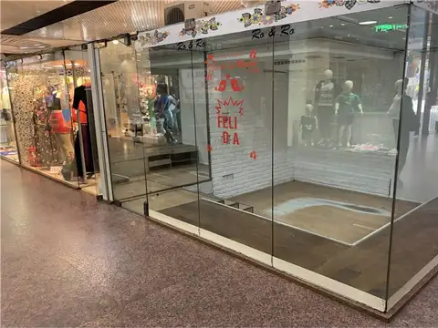 Local en Venta 76 años