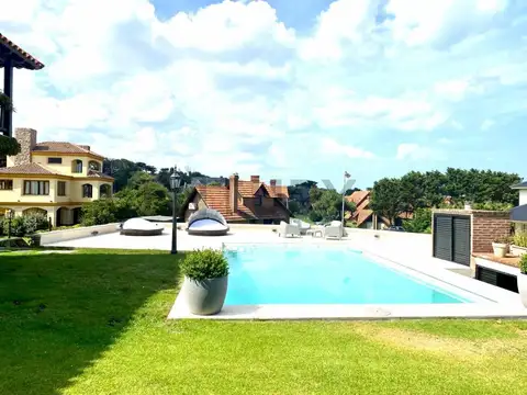 DEL BUEN ORDEN 100, Piso 0