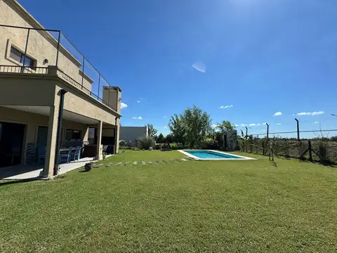 Casa en Venta, 5 ambientes, en San Sebastian, Pilar, GBA Norte