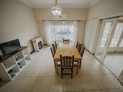 Venta PH 5 ambientes, en Villa Sáenz Peña