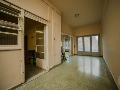 Depto Tipo Casa en Venta 40 años