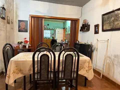 Casa 6 ambientes con 3 baños