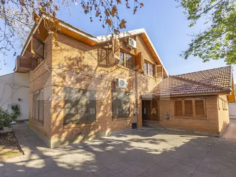 Depto Tipo Casa en Venta de 4 ambientes