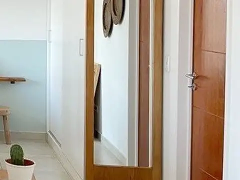 2 ambientes con balcón orientado al Norte.  Apto Profesional. Apto Crédito.