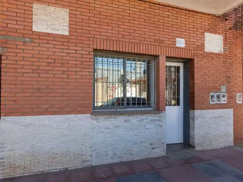 Esteban Echeverría 6500