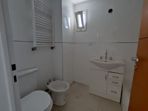 Departamento 4 ambientes con 1 baño