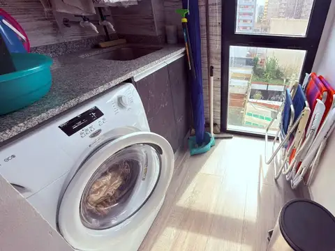 Departamento de 2 ambientes a 150mts del mar, como nuevo!