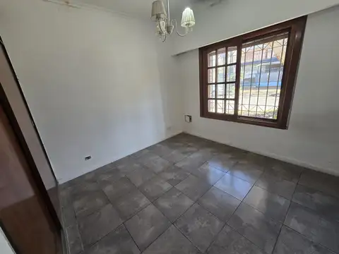Casa en Alquiler en Lanús Oeste, $ 900.000