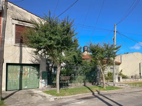 Blanco Encalada al 700