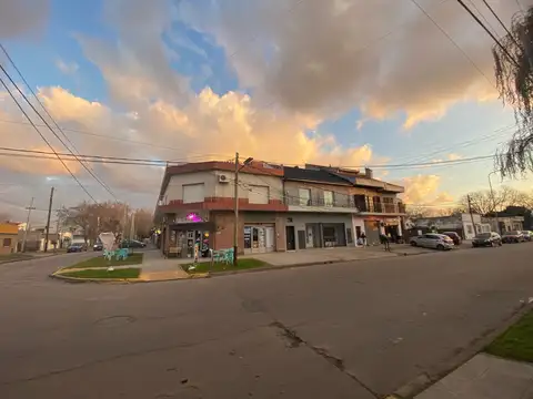 Casa en Alquiler en Florencio Varela, $ 850.000