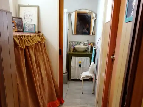 Depto Tipo Casa en Venta 70 años