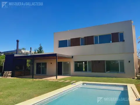 Los Arenales 1110. San Matias. Belén de Escobar. Provincia de Buenos Aires.