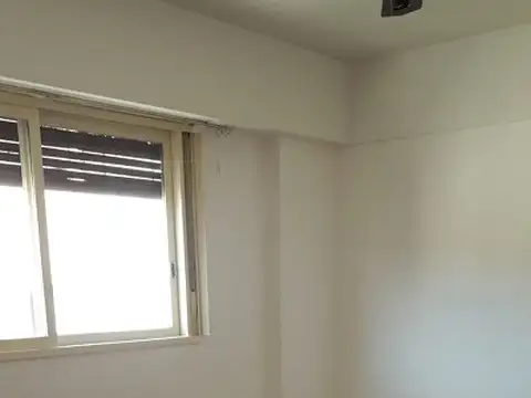 Departamento en Alquiler en Parque Rivadavia, $ 600.000