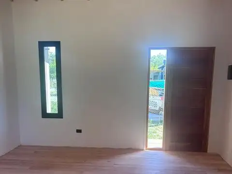 Casa 3 ambientes con 1 baño