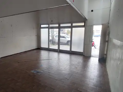 Avenida Bartolomé Mitre 2700