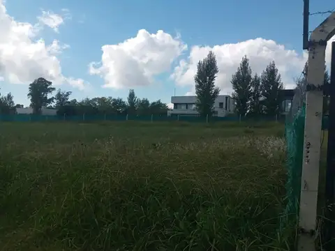 Excelentes Lotes Barrio Cerrado San Benjamin