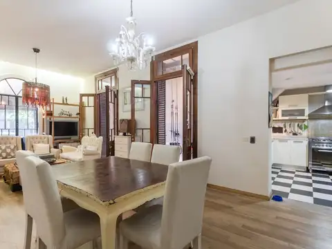 Casa Lote Propio 4 ambientes Saavedra Refaccionada