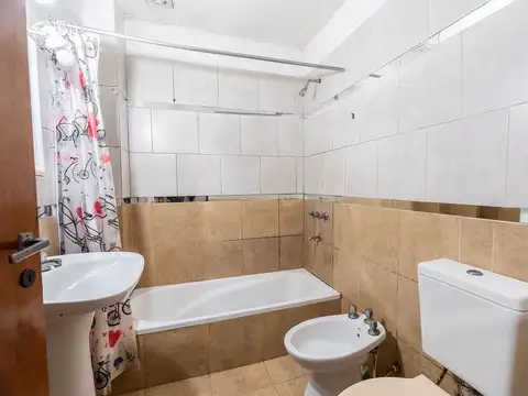 VENTA PH 2 AMBIENTES C/ENTREPISO AL FRENTE WILDE