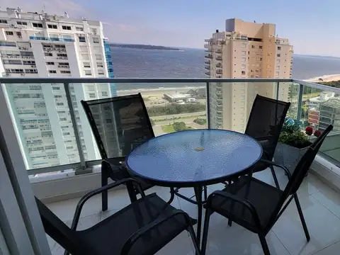 Departamento en Playa Mansa