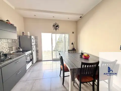 VENTA Casa PH independiente 3 ambientes Villa Primera Mar del Plata