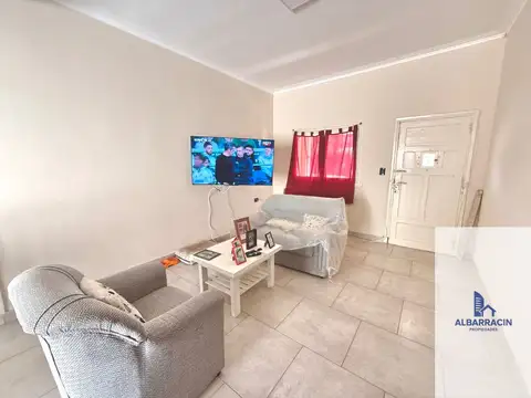 Casa en Venta en Villa Primera, USD 135.000