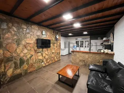 VENTA PH TIPO DUPLEX 4 AMBIENTES CON PILETA Y PATIO EN PILAR