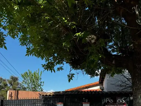 CASA EN VENTA GRAL RODRIGUEZ