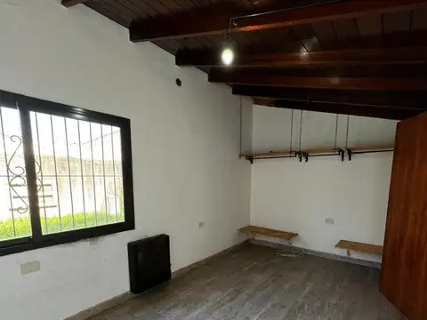 CASA EN VENTA GRAL RODRIGUEZ