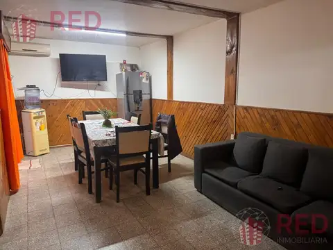 Casa 5 ambientes con 1 baño
