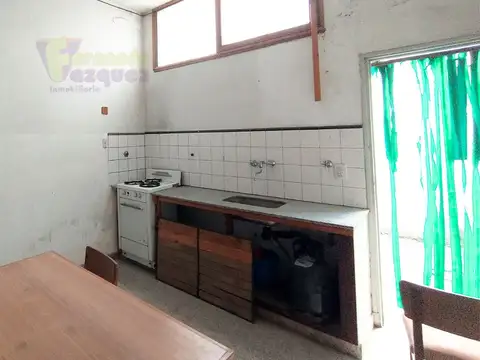 F De Las Carreras 300