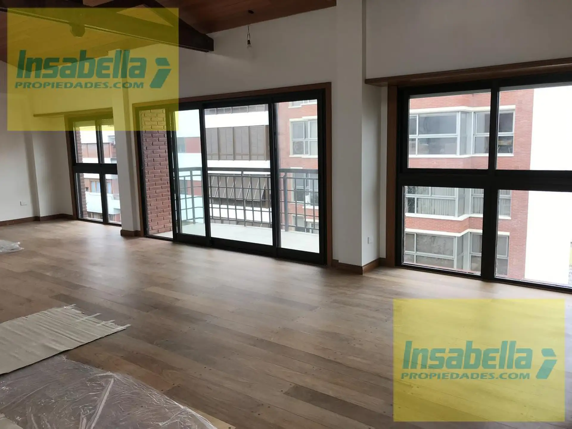 Depto 4 amb, 140m² con cochera doble y baulera — Plaza Mitre