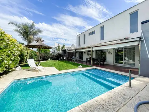 Casa  en Venta en La Cañada de Pilar, Pilar, G.B.A. Zona Norte