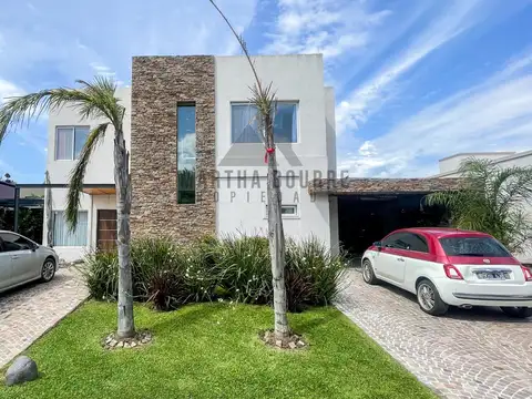 La Cañada de Pilar - Los Robles 100