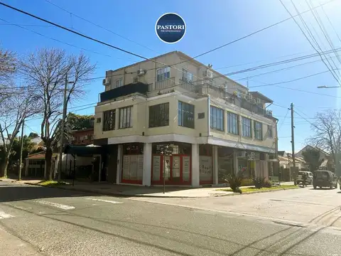 VENTA DE OFICINA EN OLIVOS