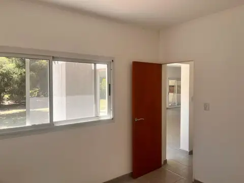 Casa 6 ambientes con 3 baños