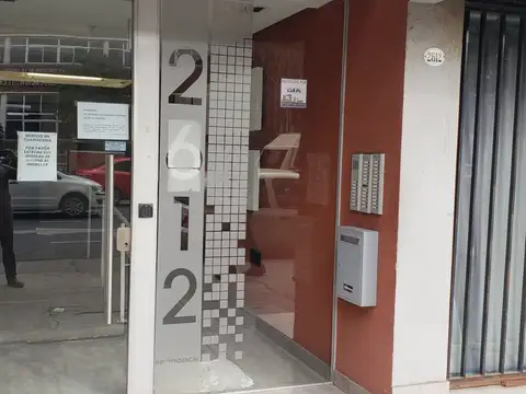 Independencia 2600, Piso 4