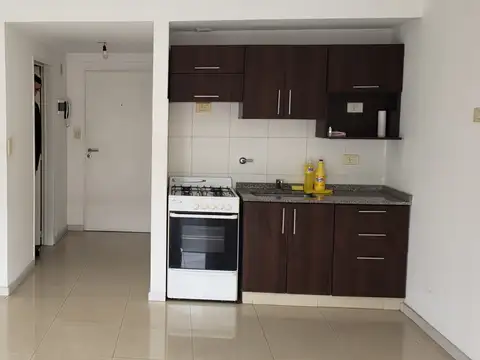 Departamento en Alquiler en San Cristobal, $ 500.000